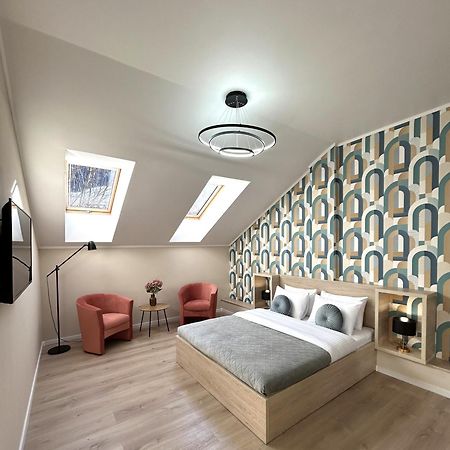 Modern Apartment In The City Center Lwów Zewnętrze zdjęcie