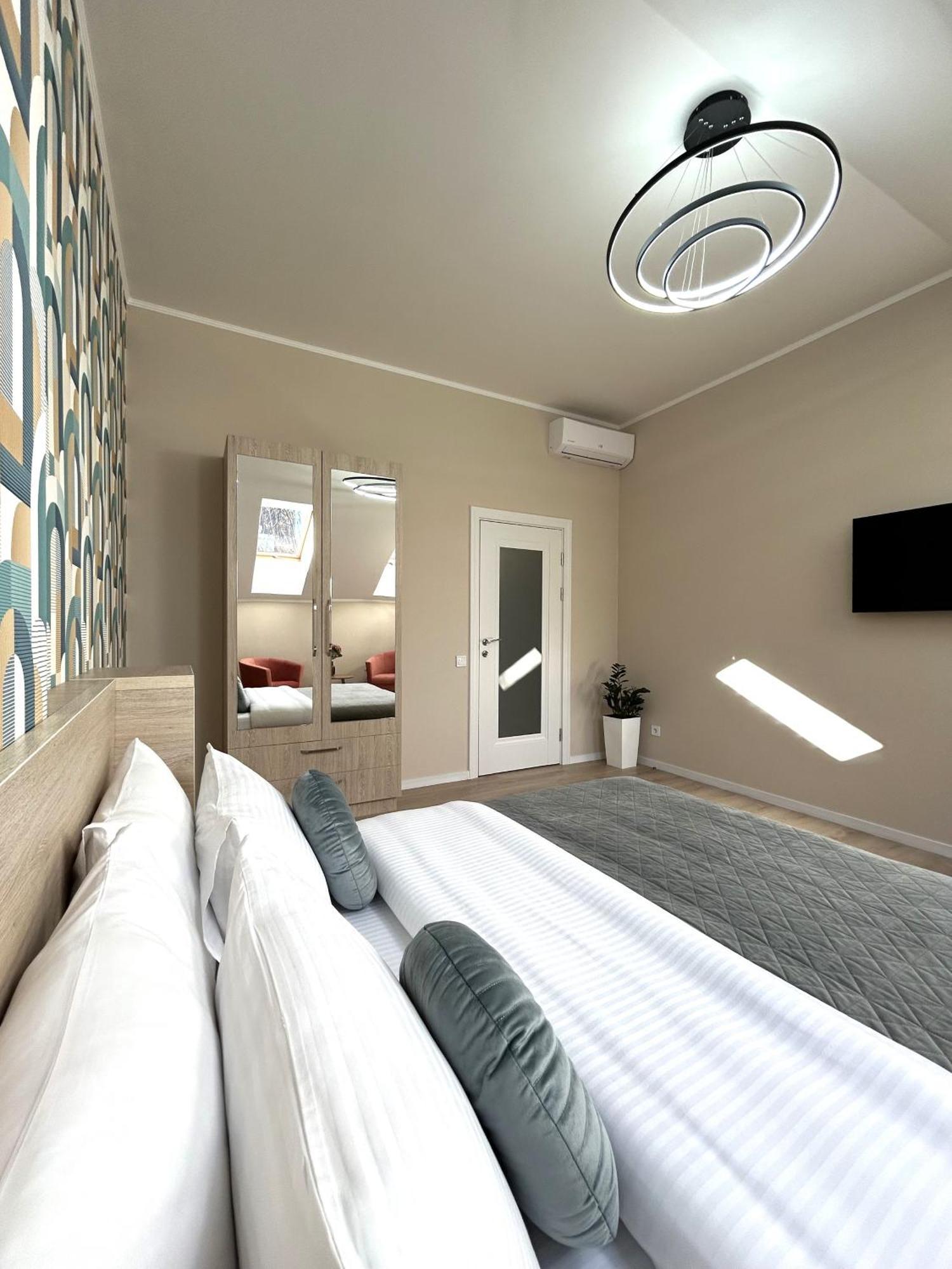Modern Apartment In The City Center Lwów Zewnętrze zdjęcie