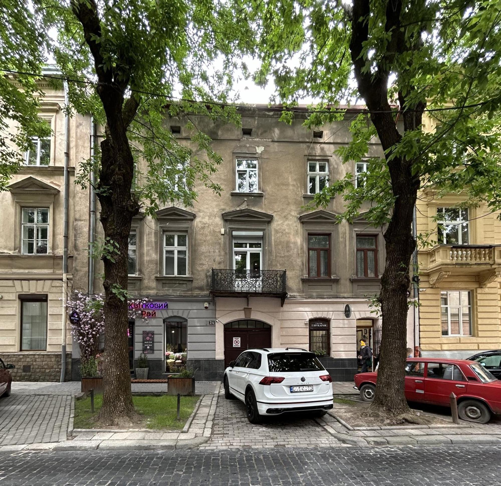 Modern Apartment In The City Center Lwów Zewnętrze zdjęcie
